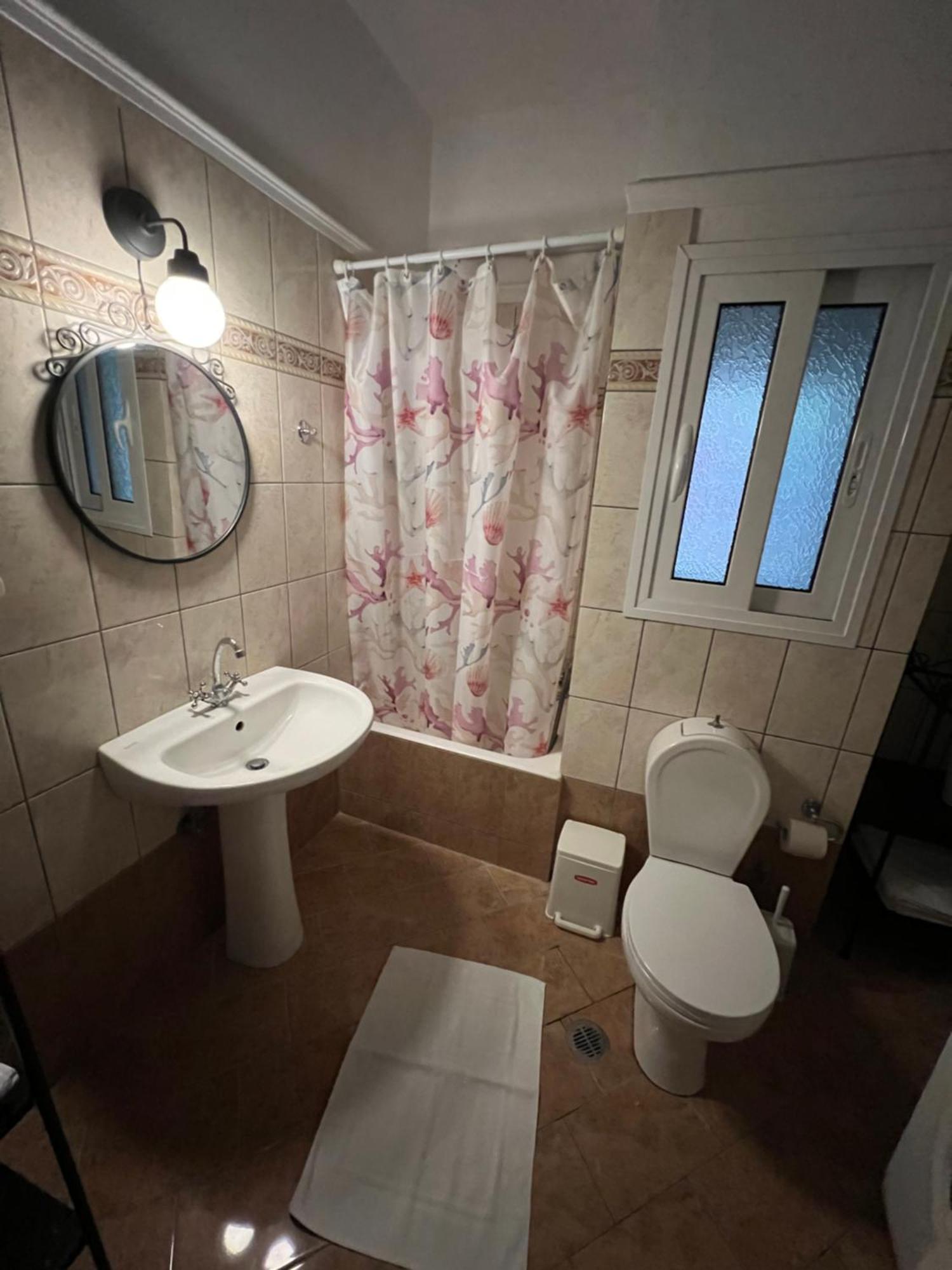 Niki Apartment 80 M2 In Gribovo Nafpaktos Exteriör bild